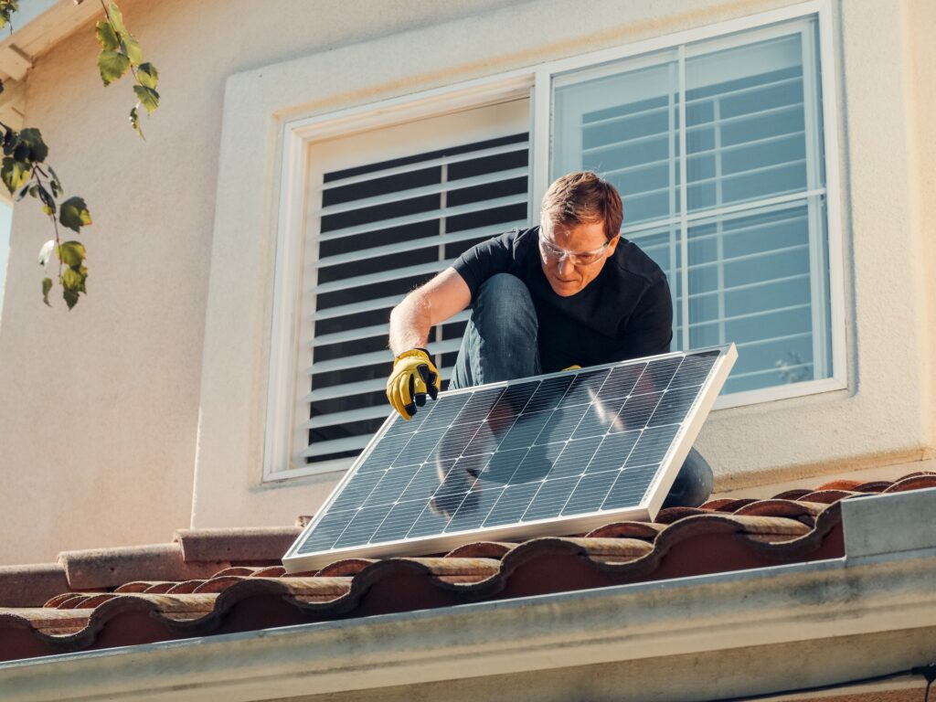 reparación y mantenimiento de placas solares